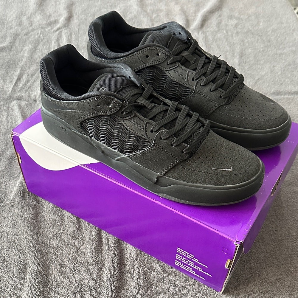 Nike SB Ishod PRM L